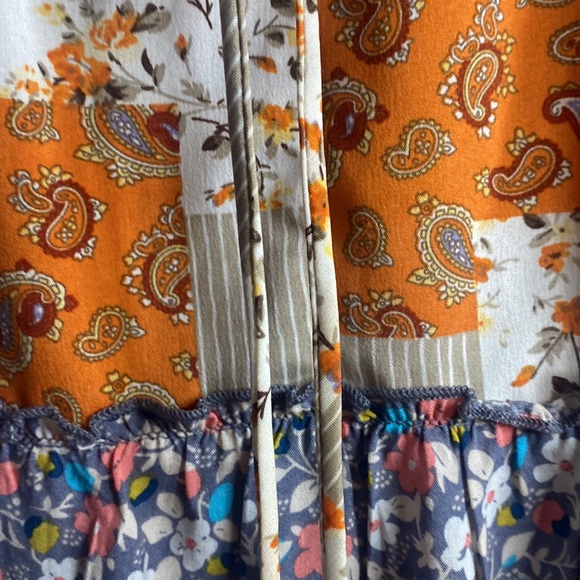 Women’s bohemian cottage core lace up neck, baby doll flowy tunic top - Picture 4 of 7